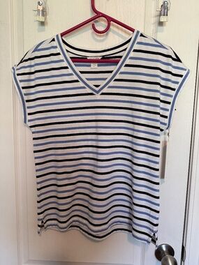 NWT Caslon Striped V-Neck Cap Sleeve T-Shirt Top Blue White Black M